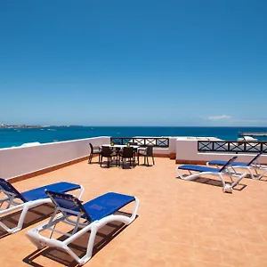 apartamentos-cala-azul.in-canary-islands.com/